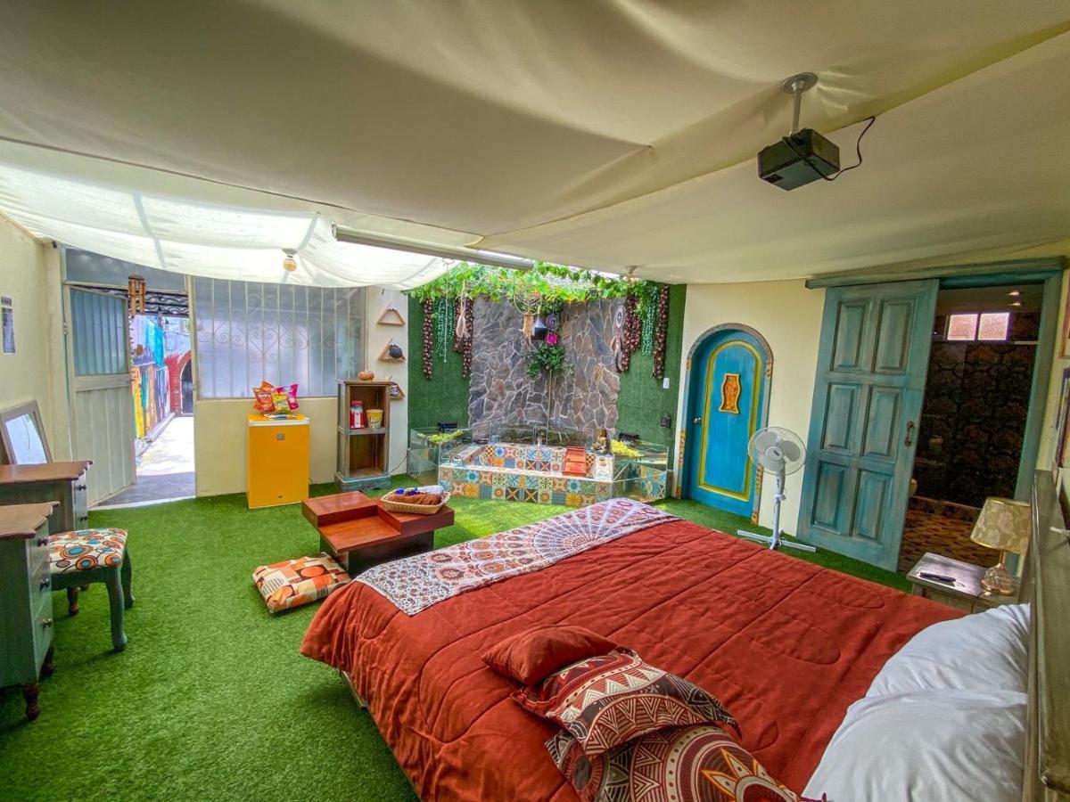 Cosmos Chill - Suite Con Jacuzzi Y Acuario Ambato Luaran gambar